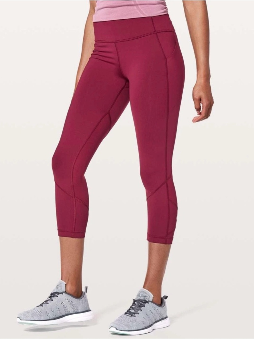 EUC Lululemon Pace Rival Crop leggings 22"